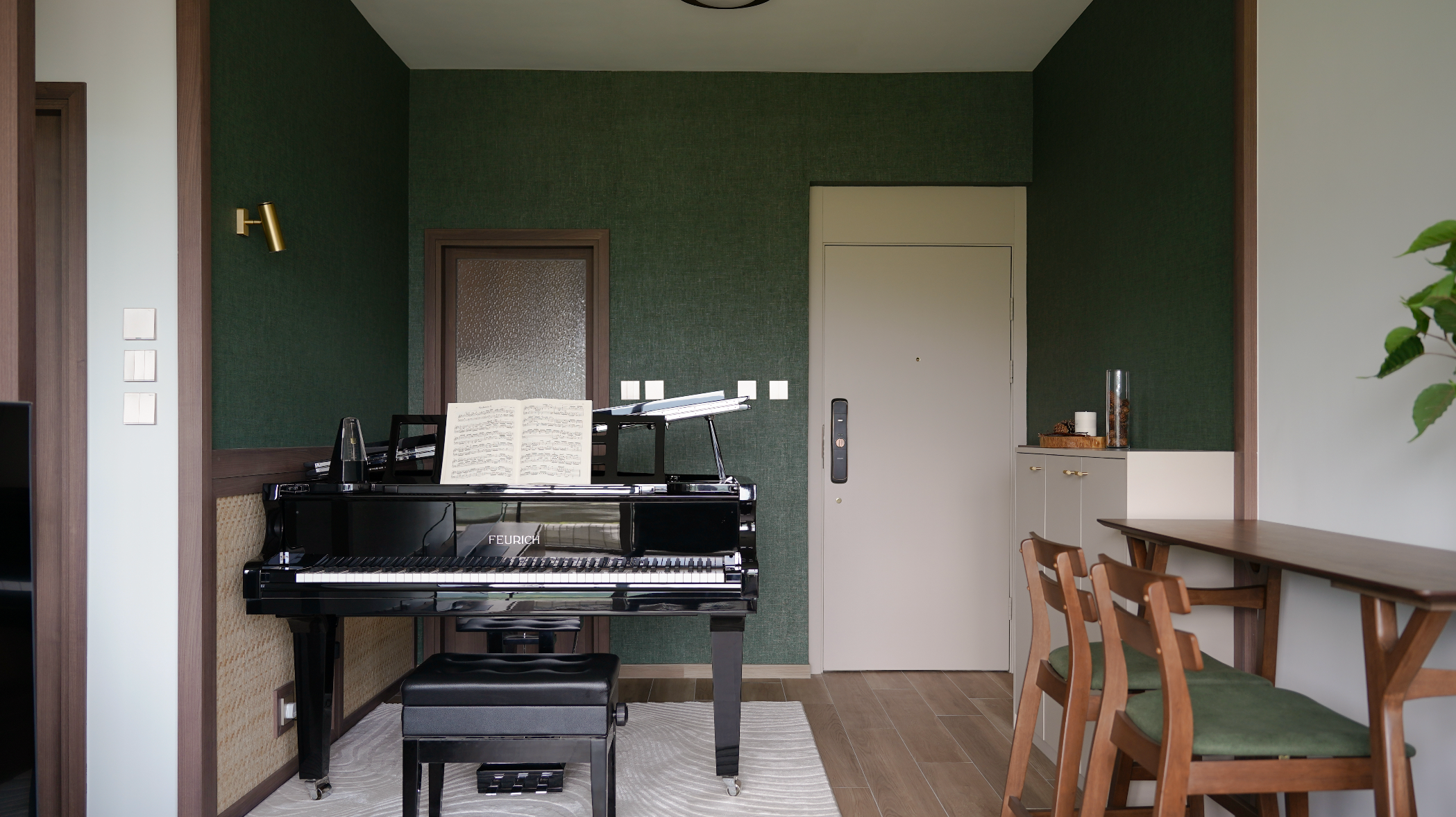 銀湖天峰 Lake Sliver - 543 ft.