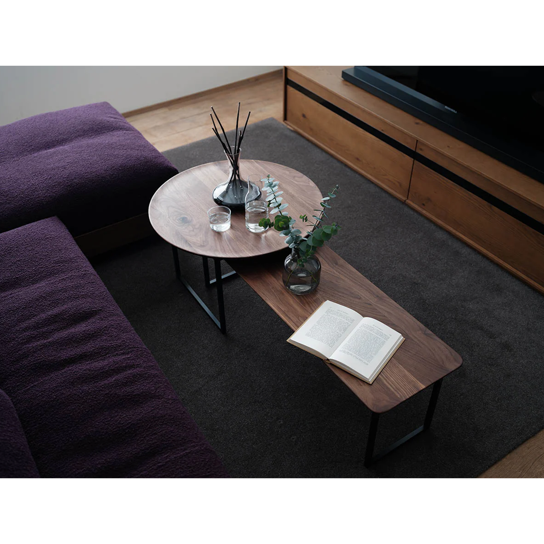 Walnut/Circle M 066 + Walnut/L 112