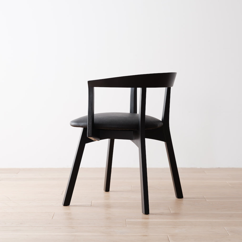 Black Stained Belize Wood/Leather L Black