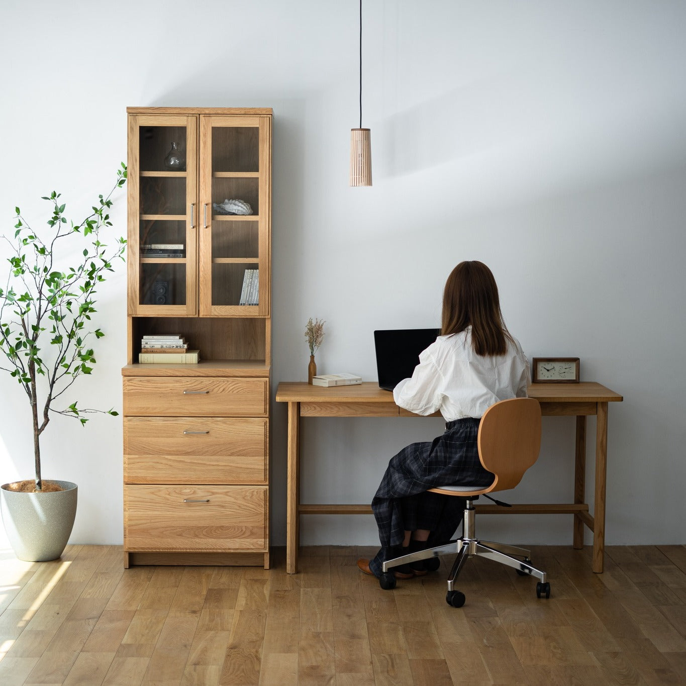 Silver Chrome/Natural Beech/Fabric