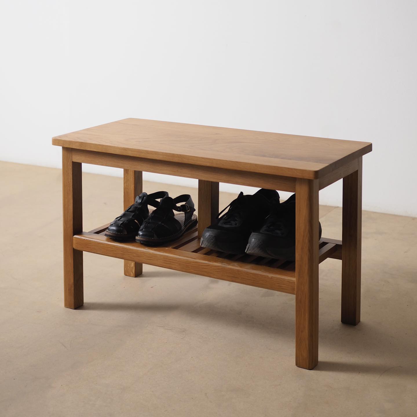 W750/Walnut Stained Oak