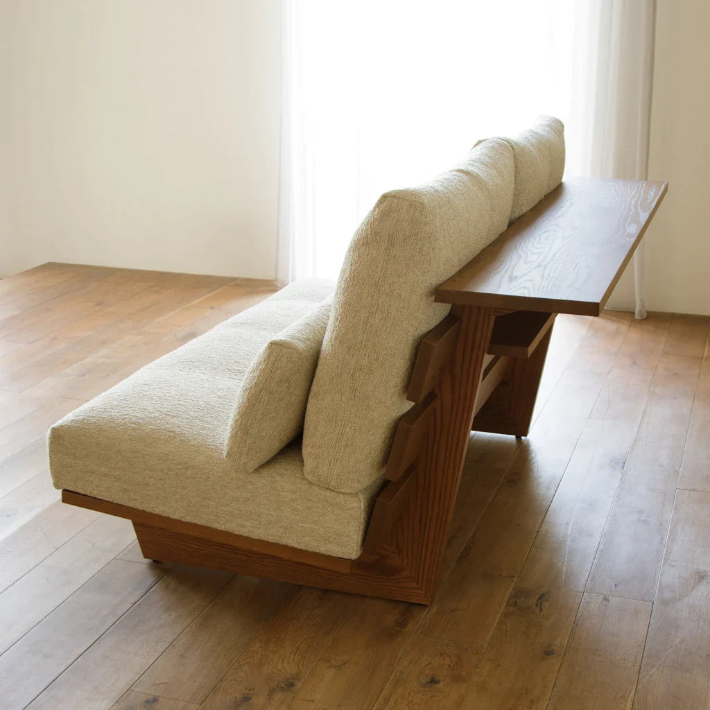 W140 . oak brown . CLUNIS ivory