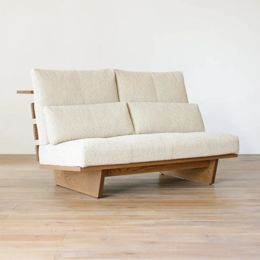 W140 . oak brown . CLUNIS ivory