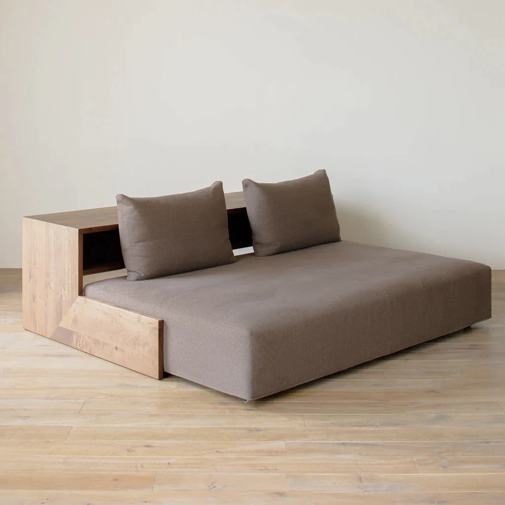 Size: W2020 x D1280 - 1800(Extended) x H640mm