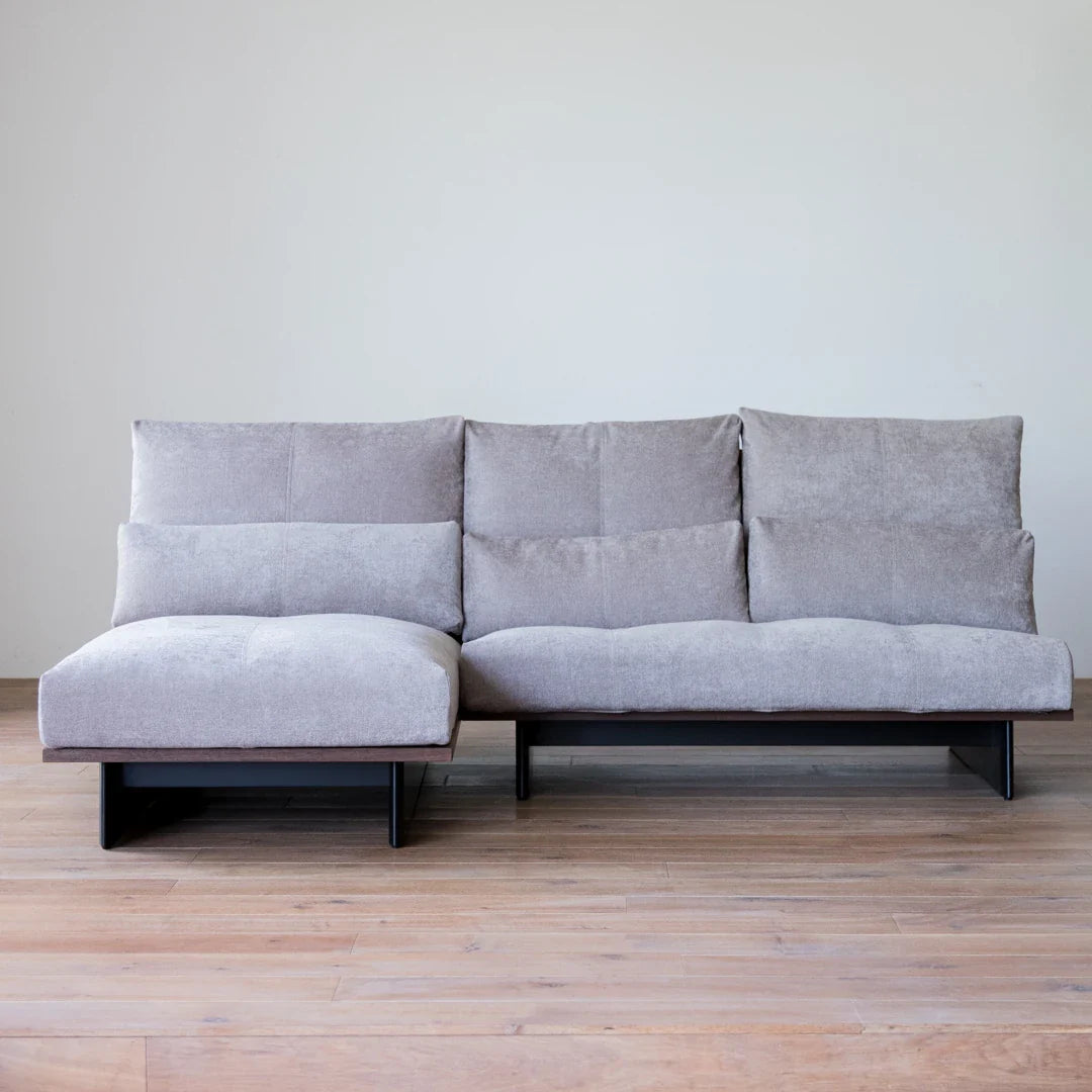 VERITA Sofa 140 + Chaise Longue 084 in Walnut / Rank C Panama 902