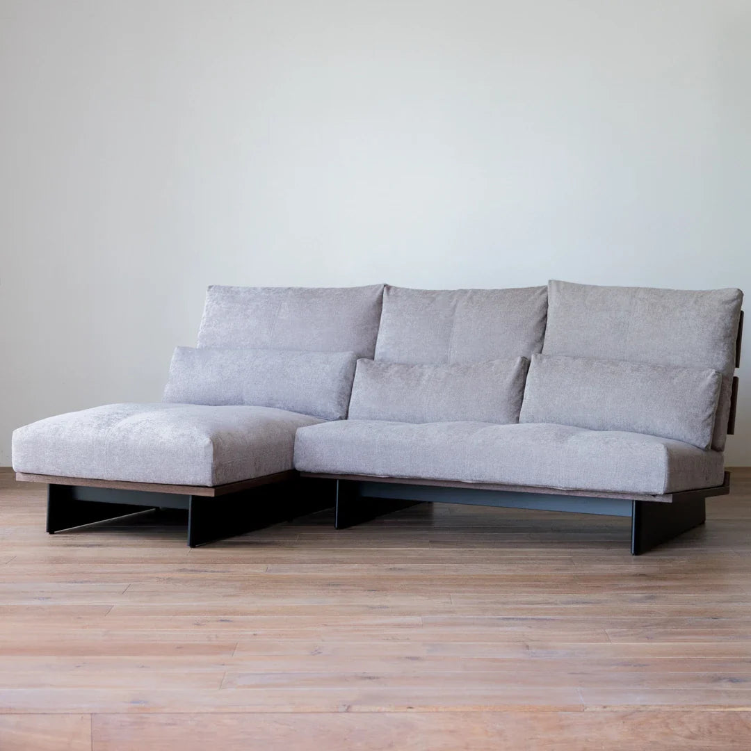 VERITA Sofa 140 + Chaise Longue 084 in Walnut / Rank C Panama 902