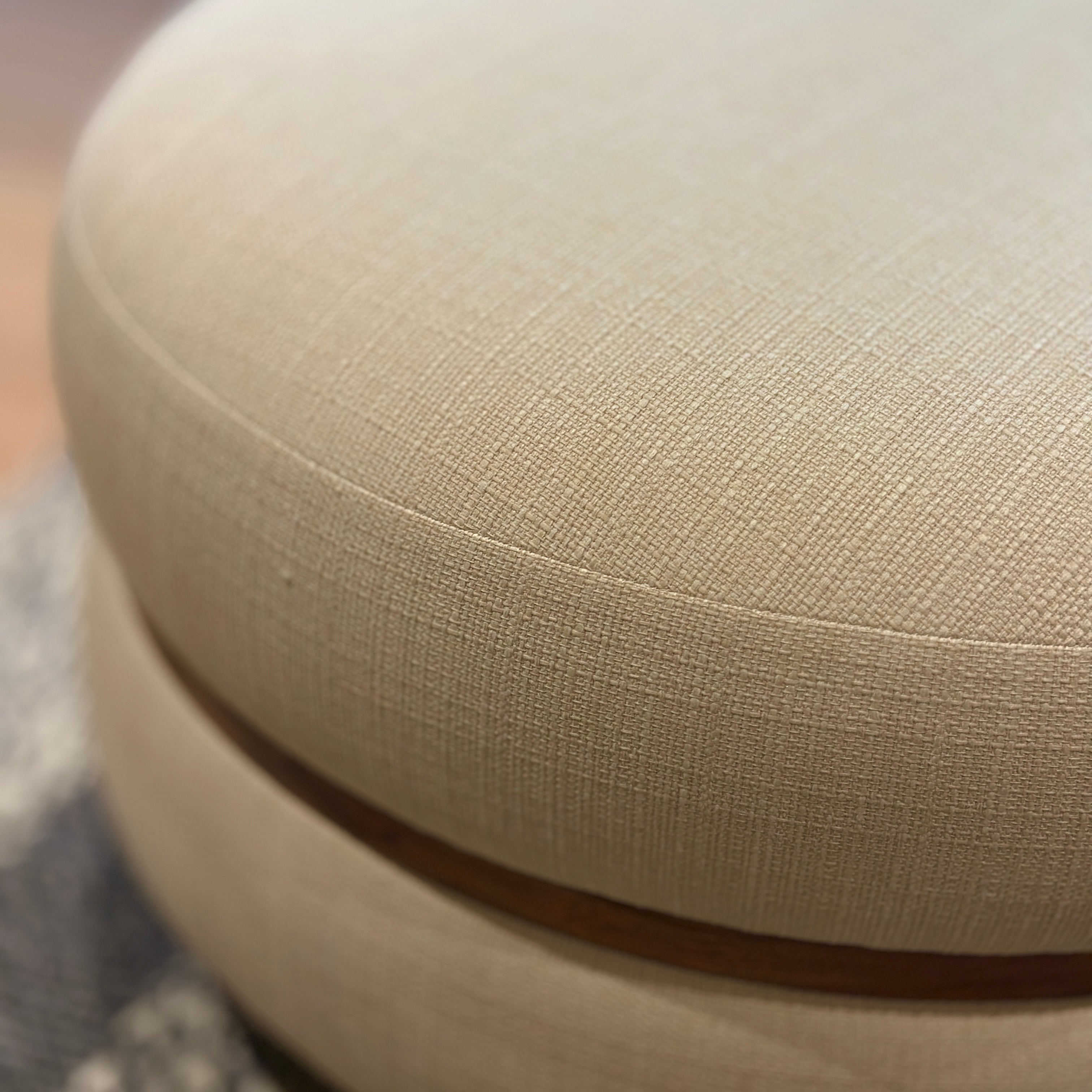 Walnut Stained Ash / AOSTA #902