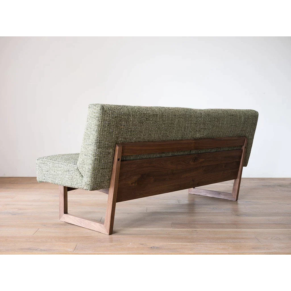 W168 . walnut . AMSTERDAM 01