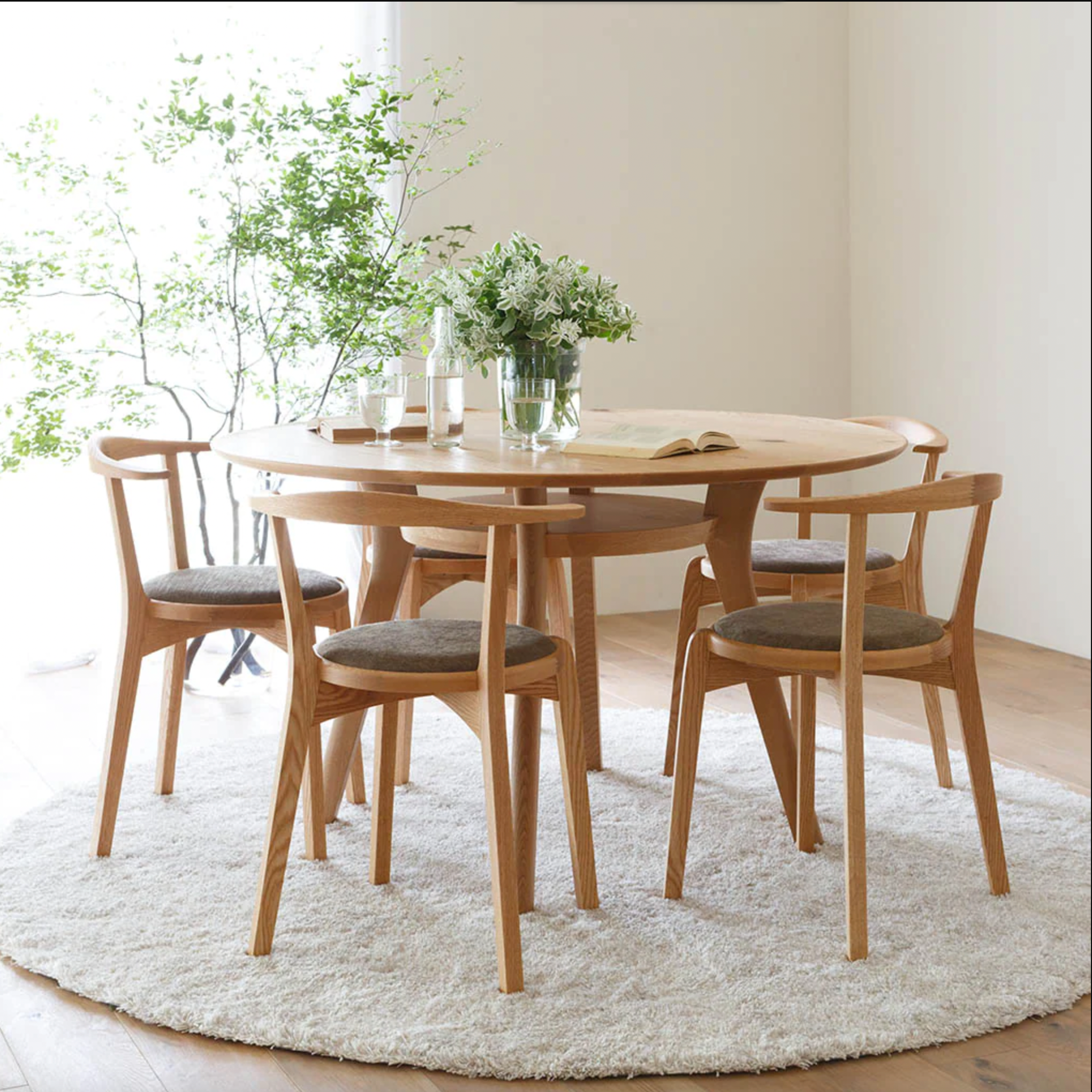 Oak Oil/Rank D Rico Sand Gray