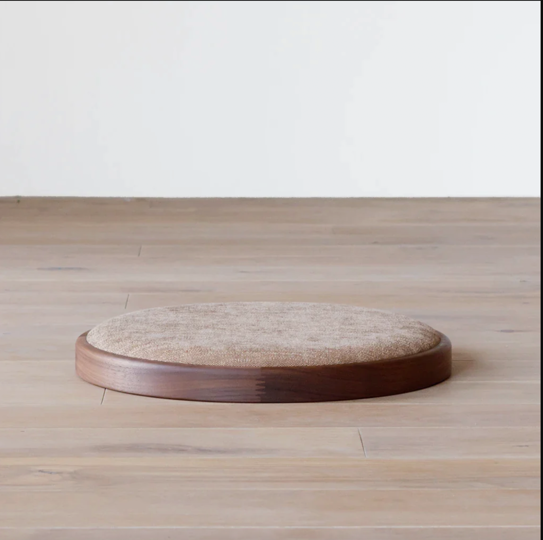 Walnut/Rank D Rico champagne