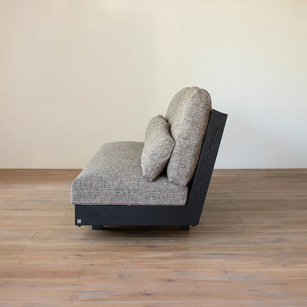 W210 . oak black . AMSTERDAM 20