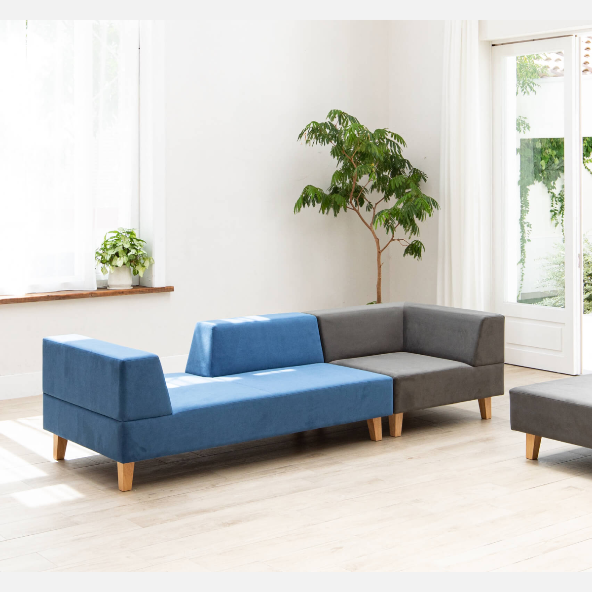 PIVO Sofa Set: 2P, Corner