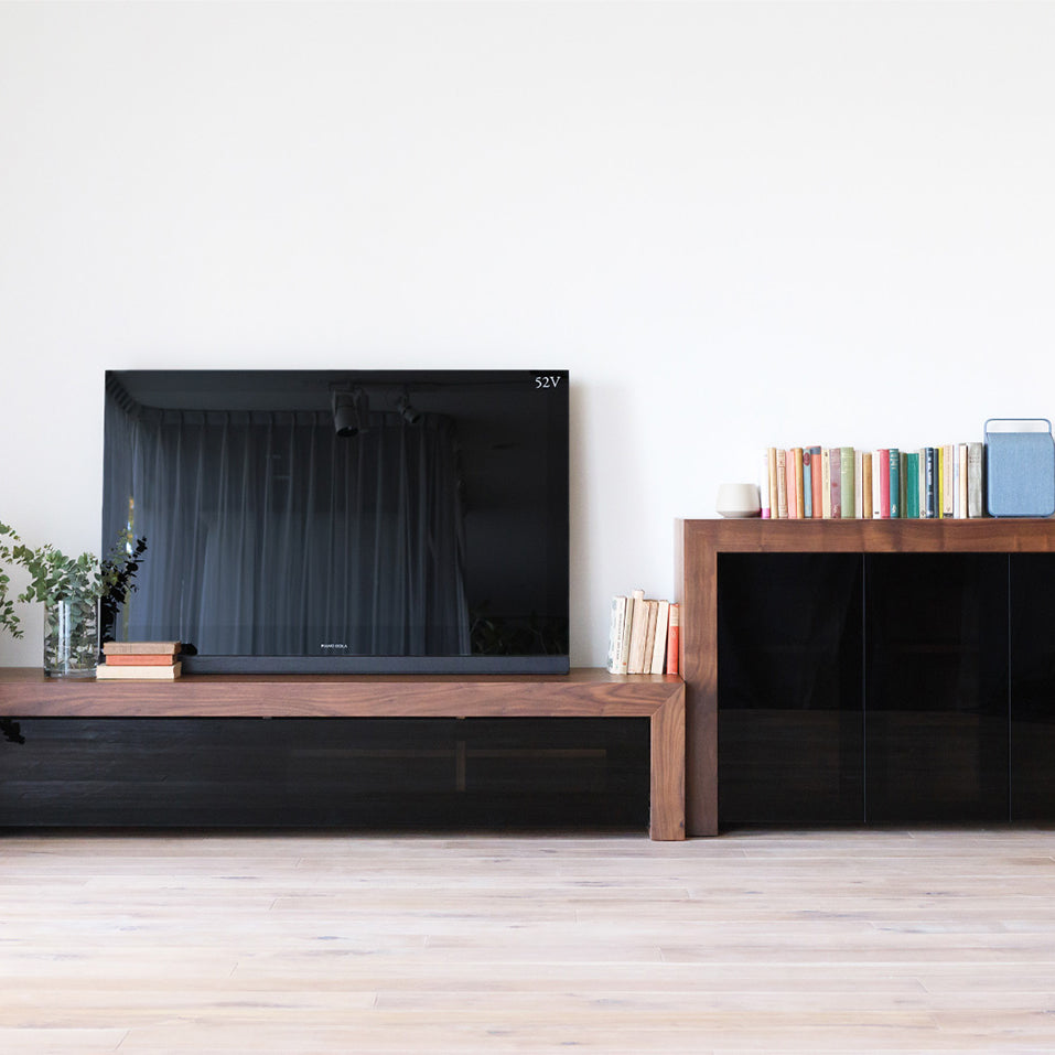 CHOCOLAT TV Board 189 CHOCOLAT Side Board 130 (glass door)