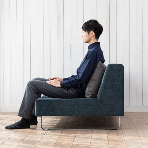 with 450mm x 450mm cushion