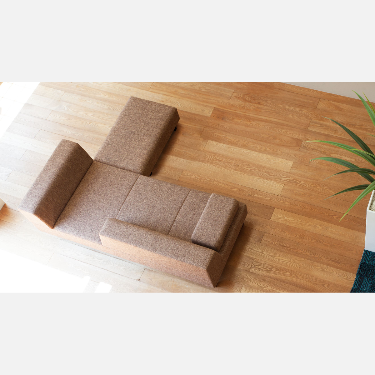 PIVO Sofa Set: 2.5P, Stool (Large), Arm Cushion
