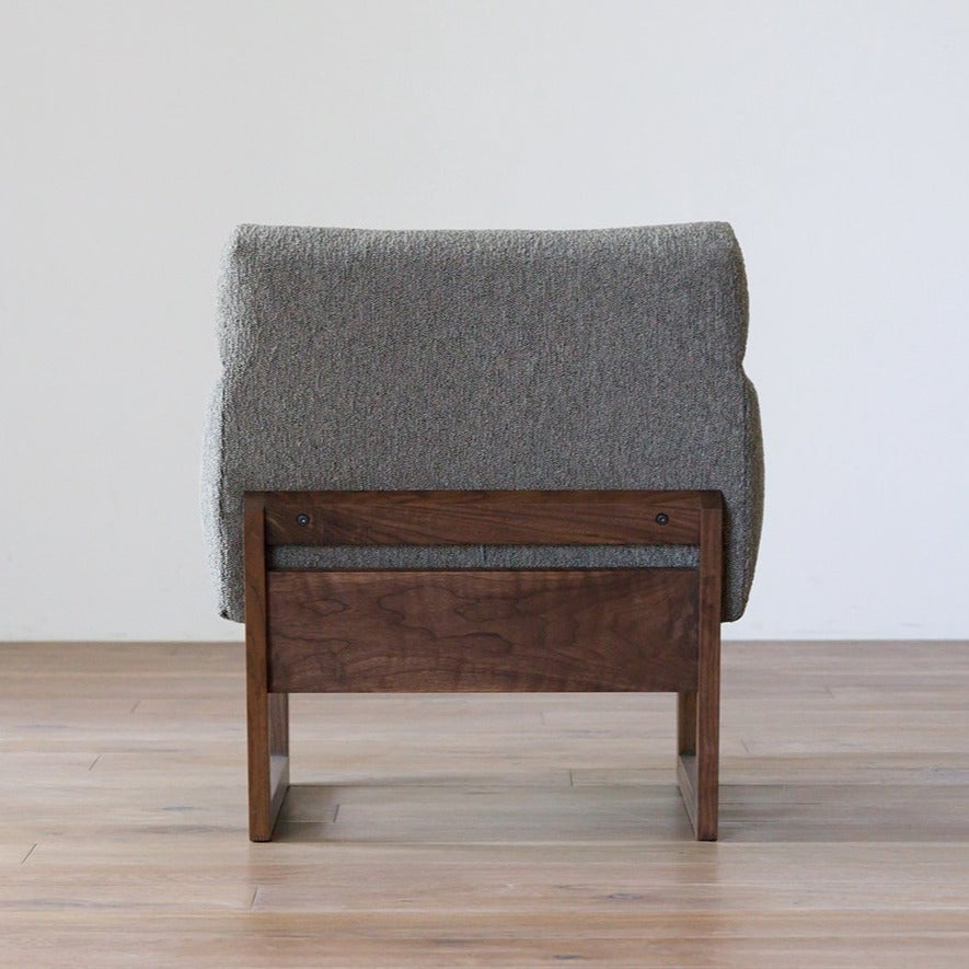 walnut . CLUNIS ashgray