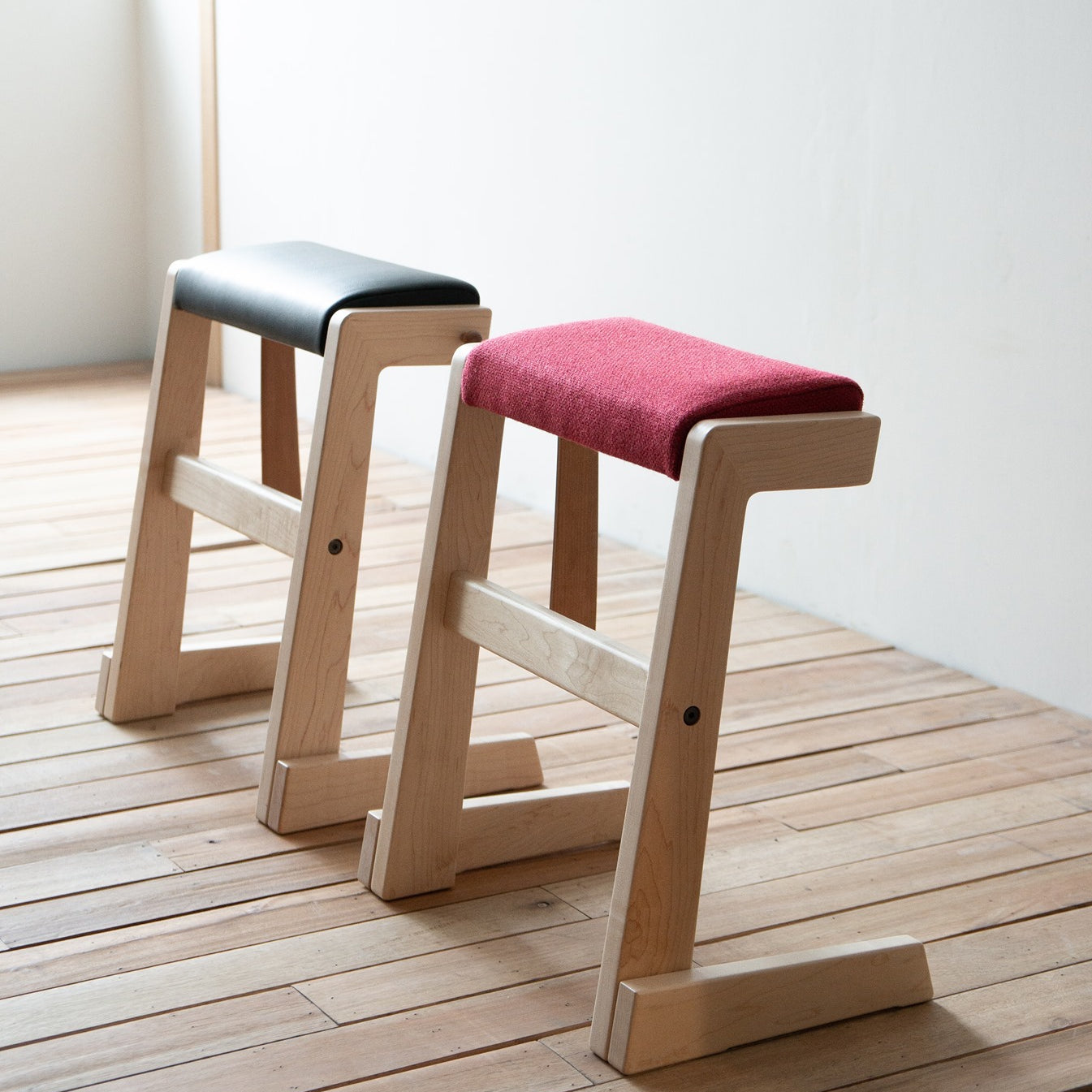 H420/ES Leather L1605 Black & H420/Fabric NC158