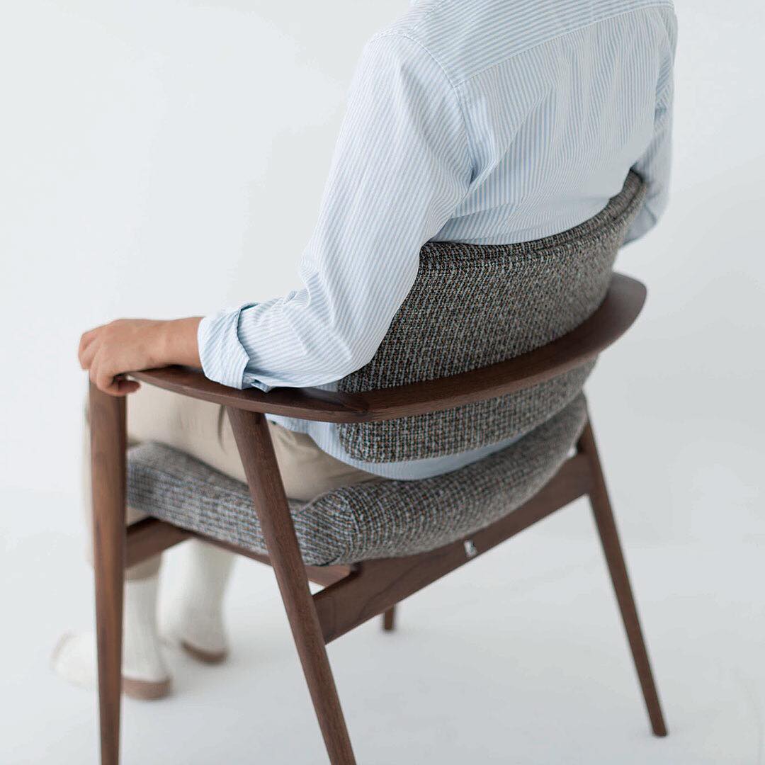 Walnut Oil/Fabric Rank E HMGR