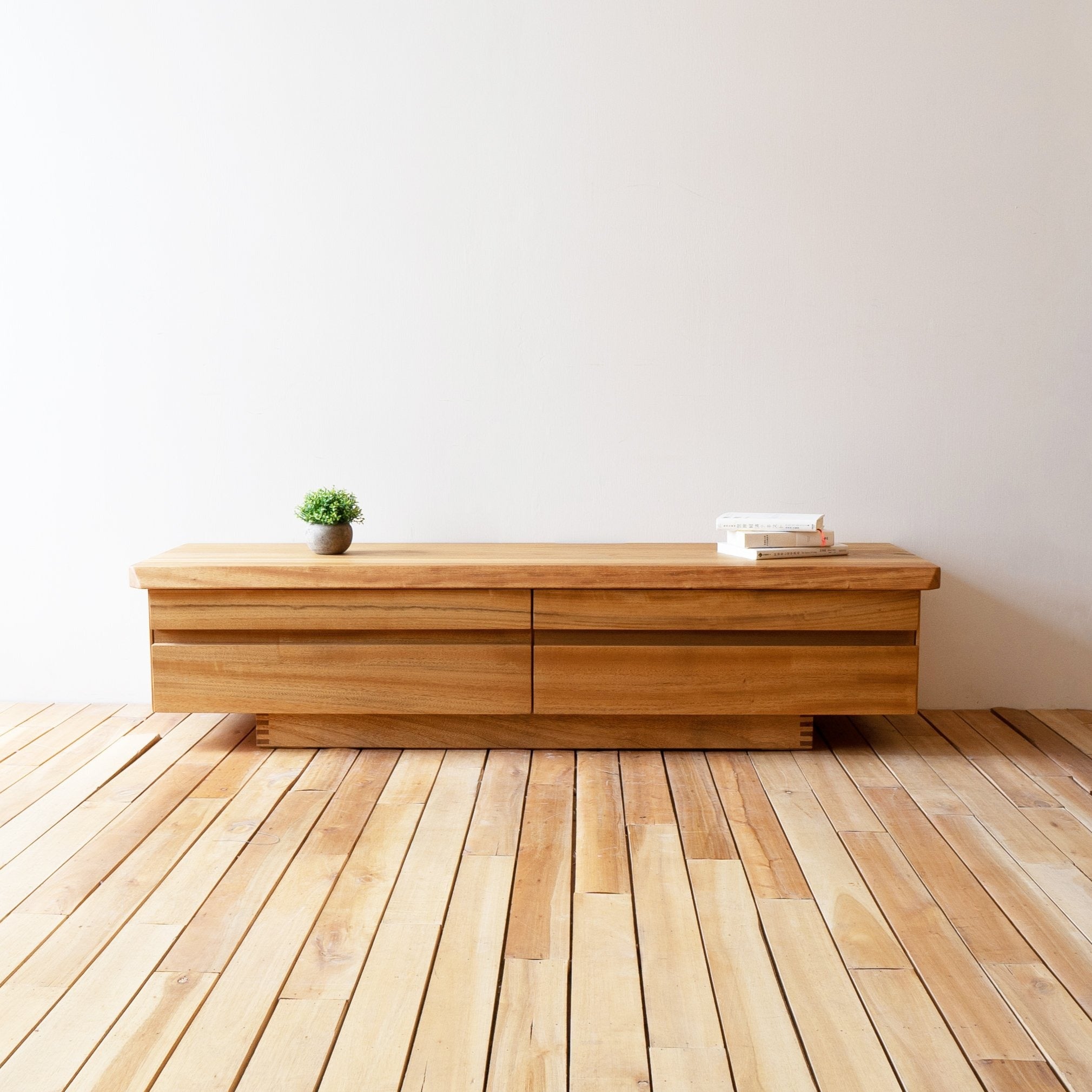 W180 . Oil Coating . Natural Kusu