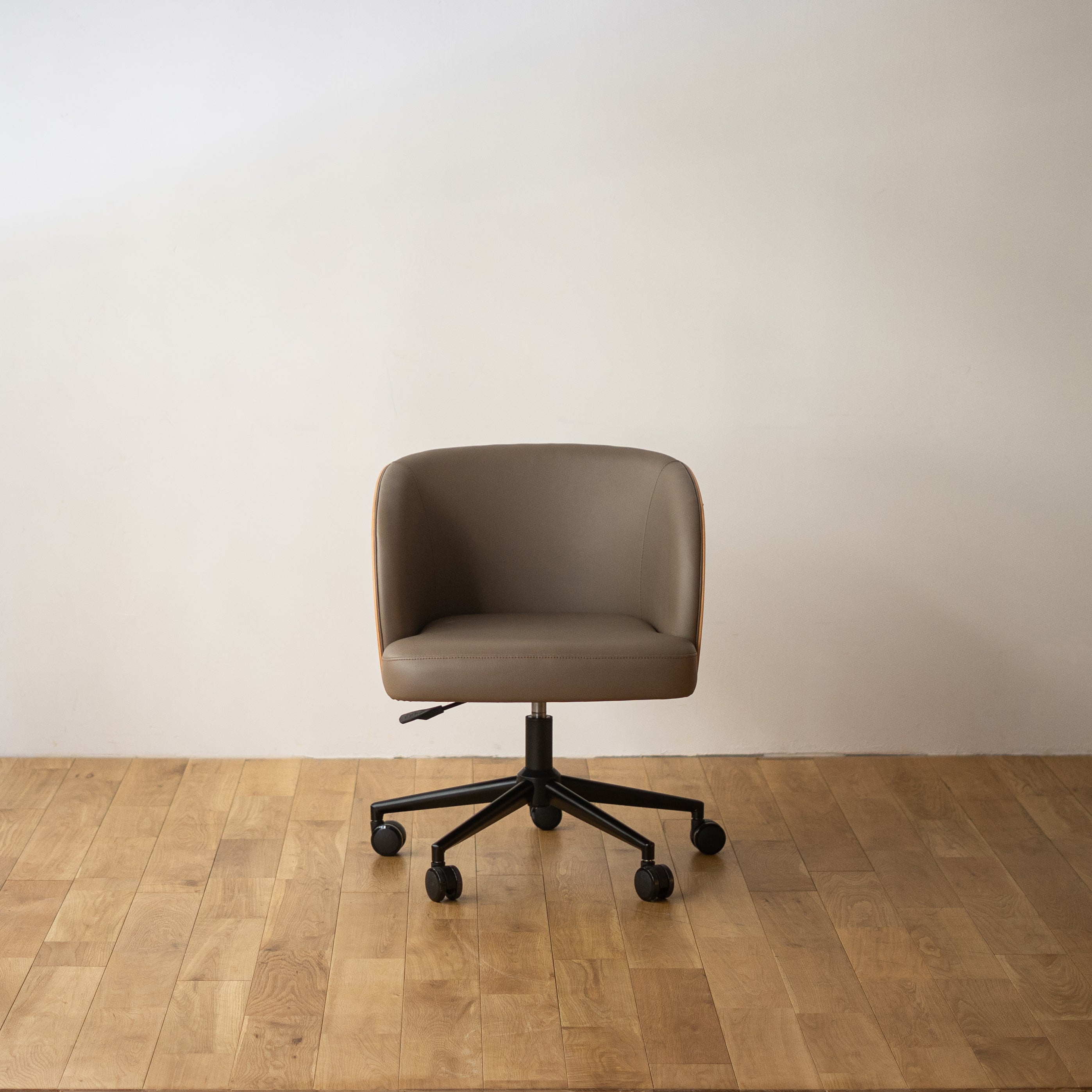 Natural Oak/Black Leg/PVC VU73