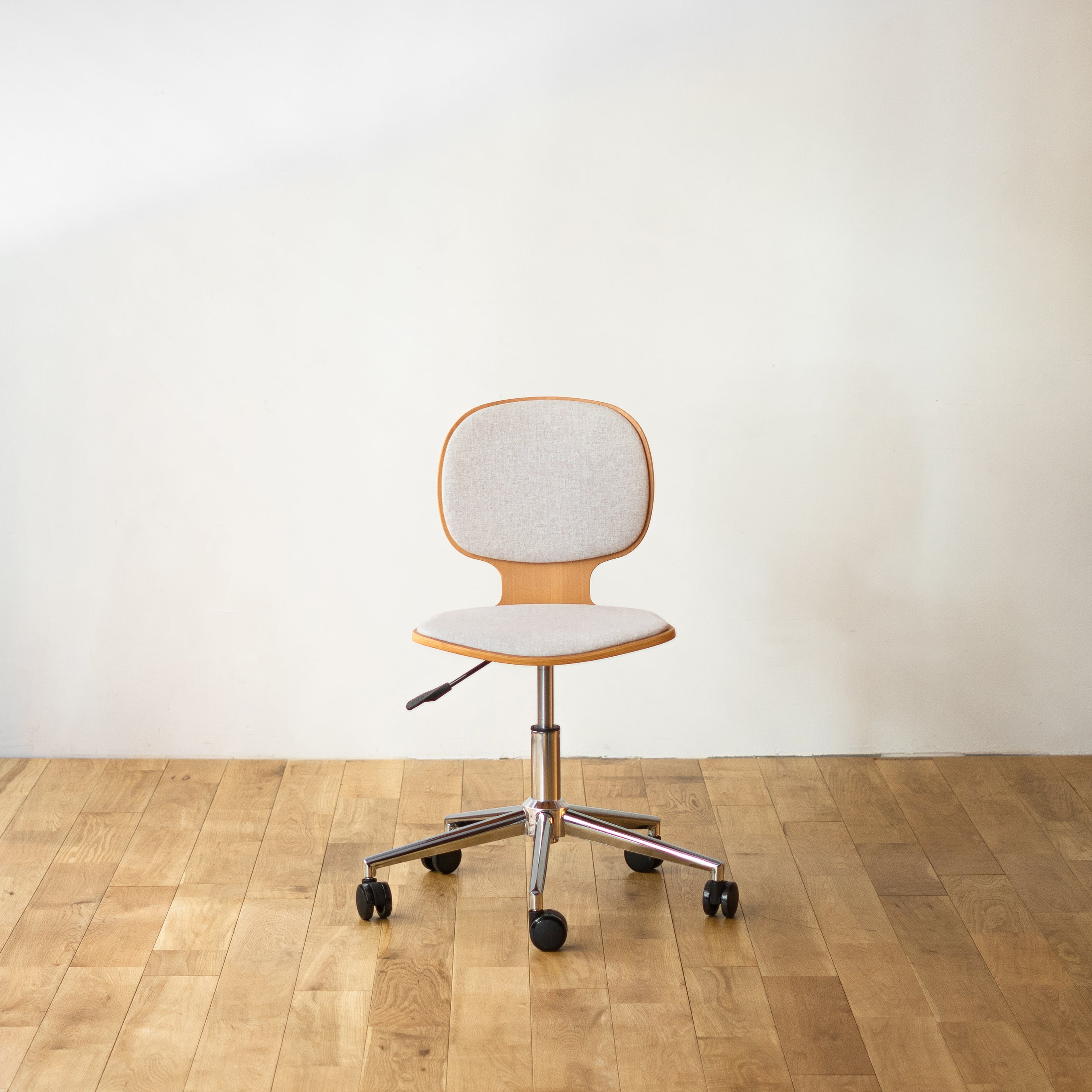 Silver Chrome/Natural Beech/Fabric