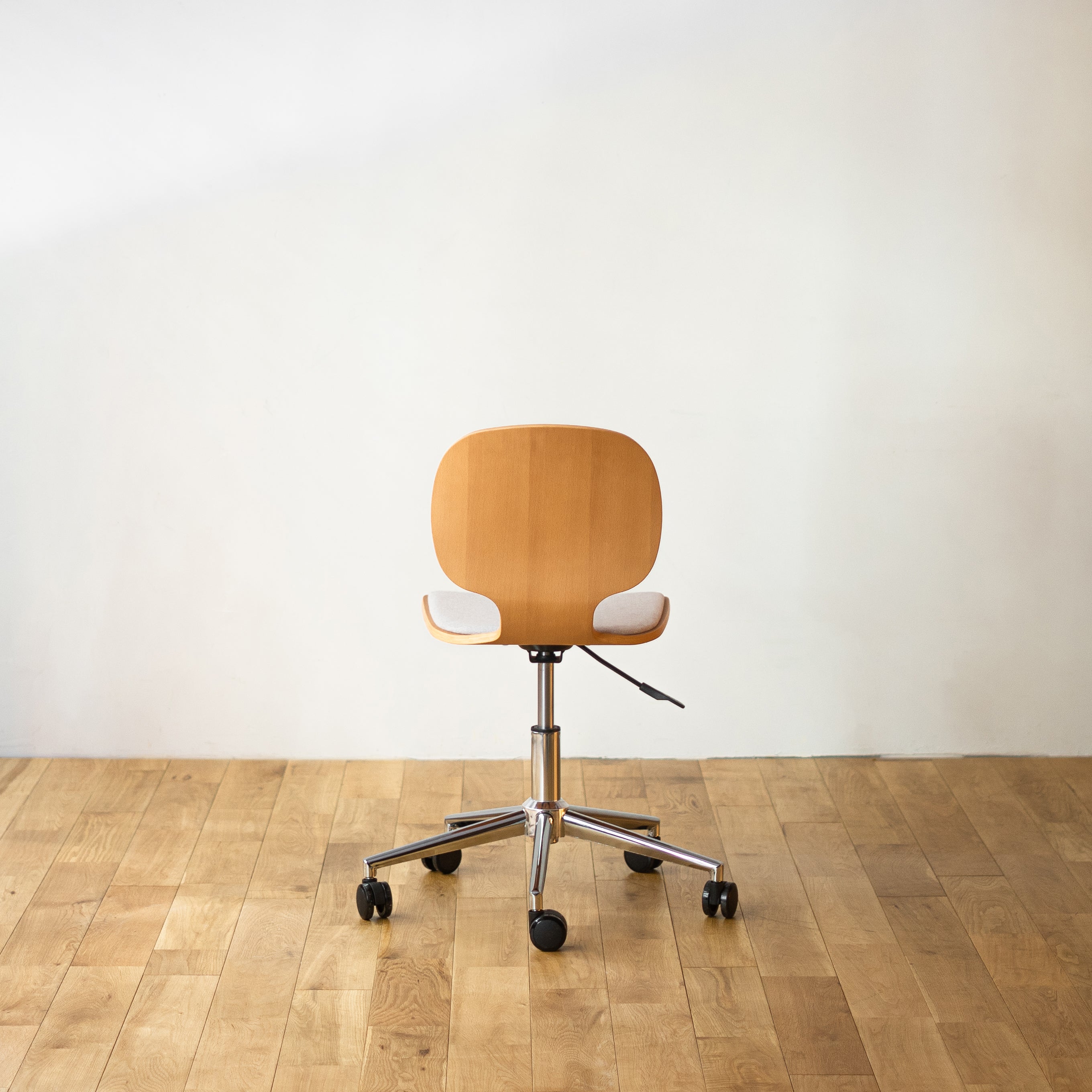 Silver Chrome/Natural Beech/Fabric