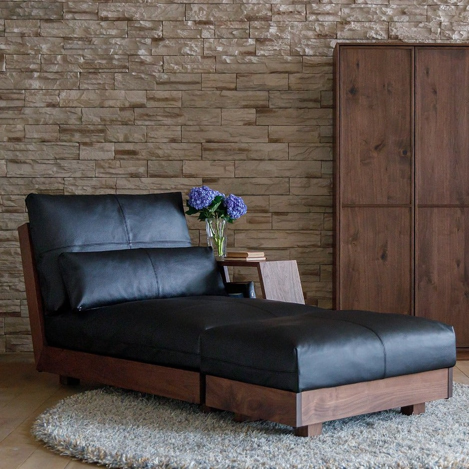 Chaise Lounge 084 + Ottoman 084