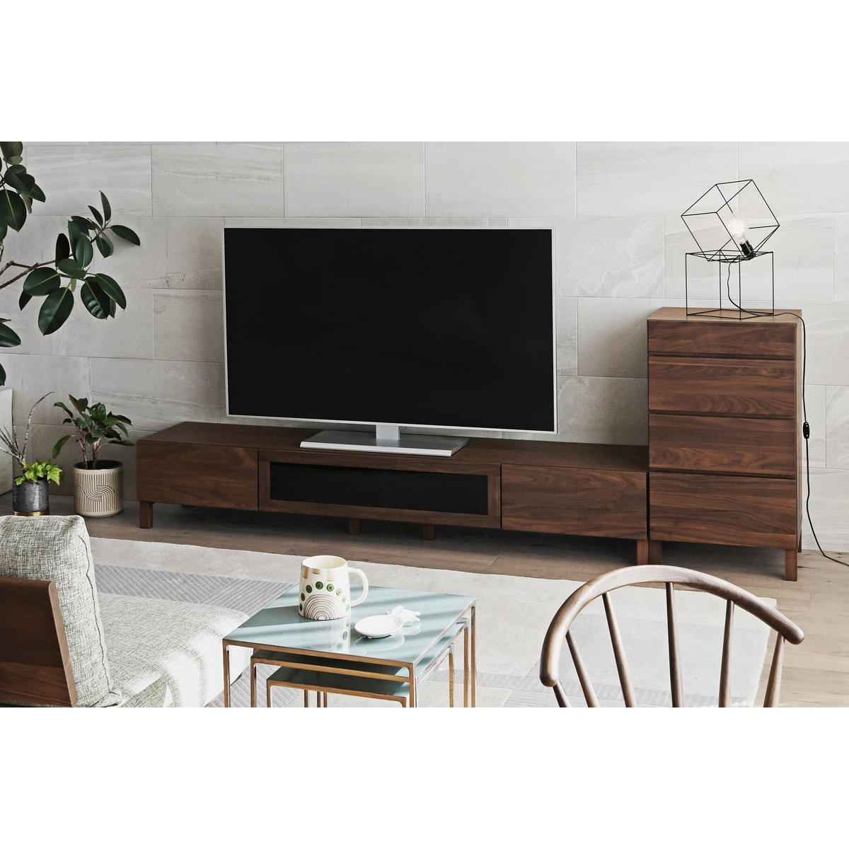 Walnut / W1999 / Black Glass