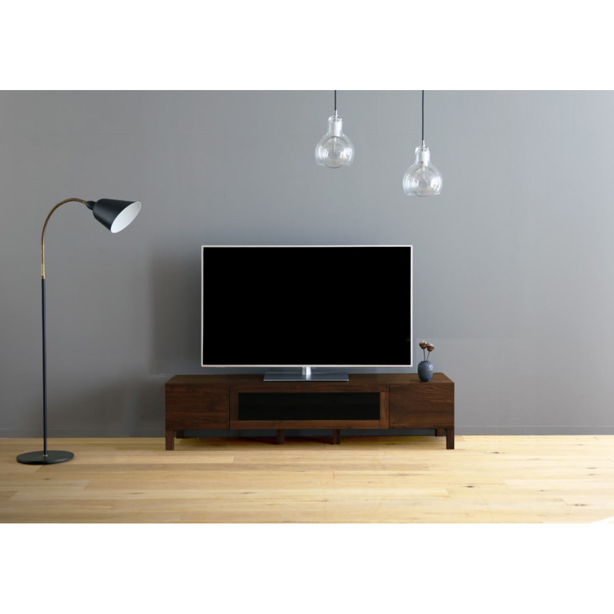 Walnut / W1419 / Black Glass