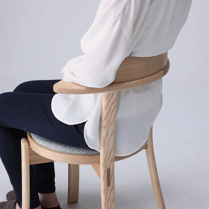 讓你坐得舒服的背部設計。