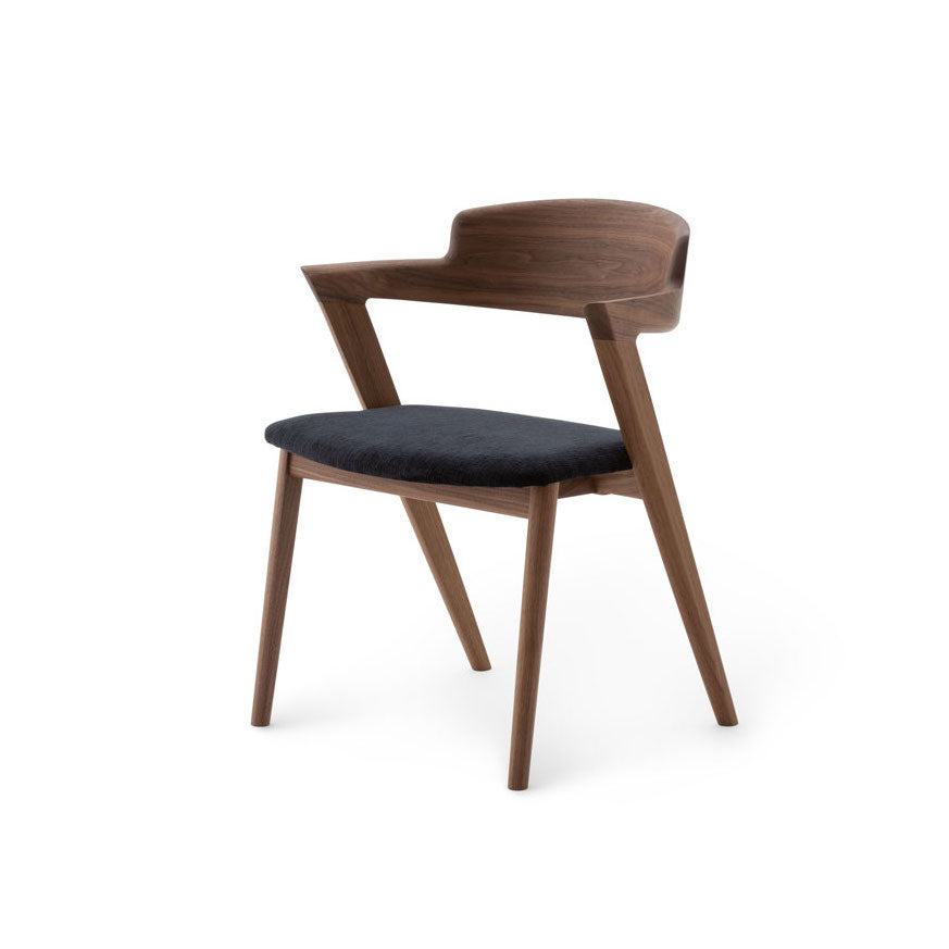 ISUTOKU - VIOLA Semi Arm Chair