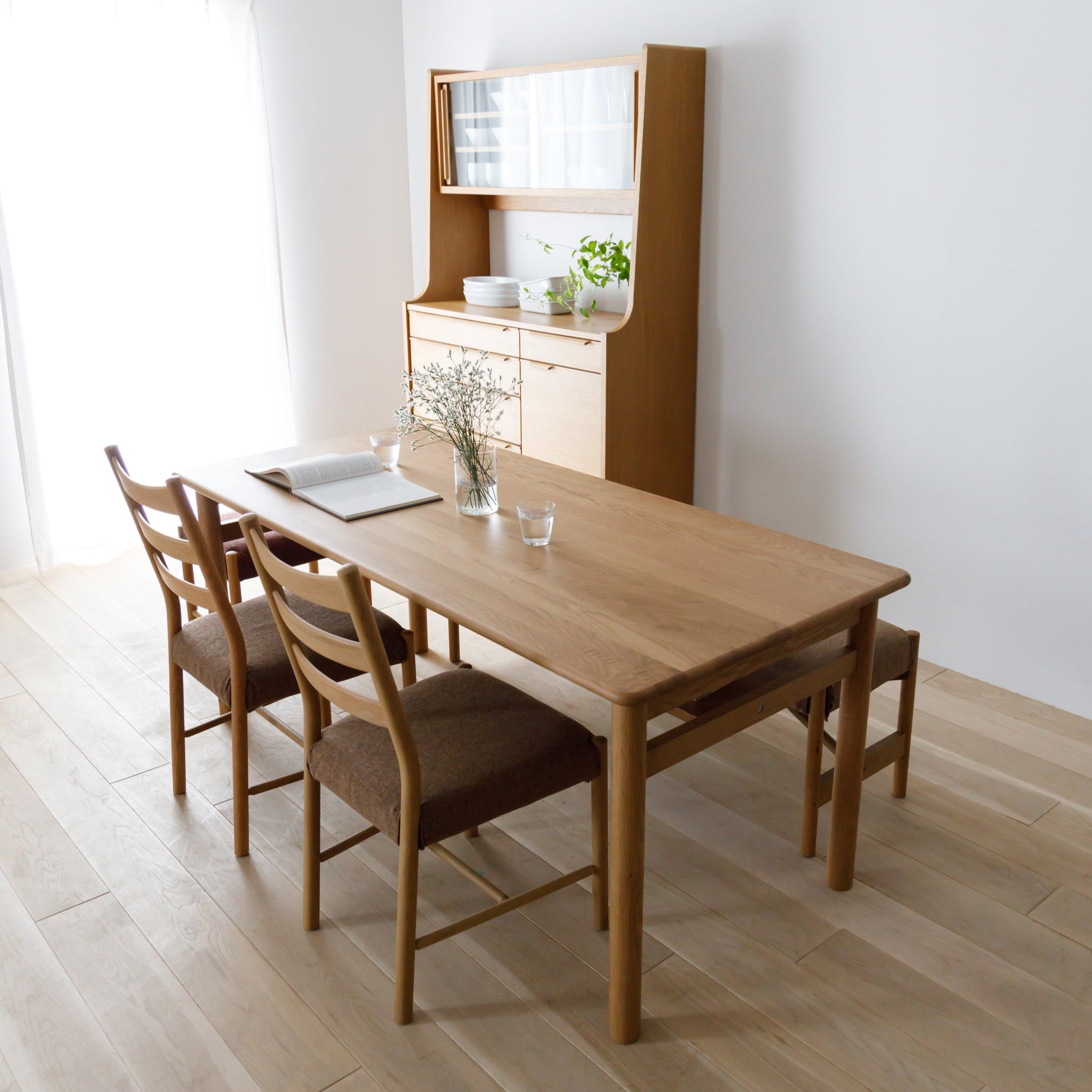 SALA Dining Table – ALOT Living Limited