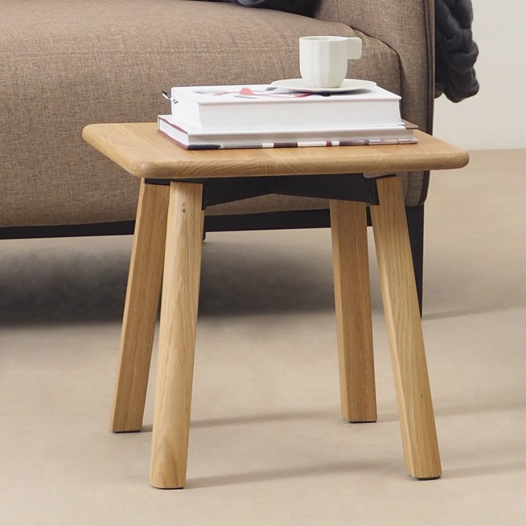 Twig side outlet table