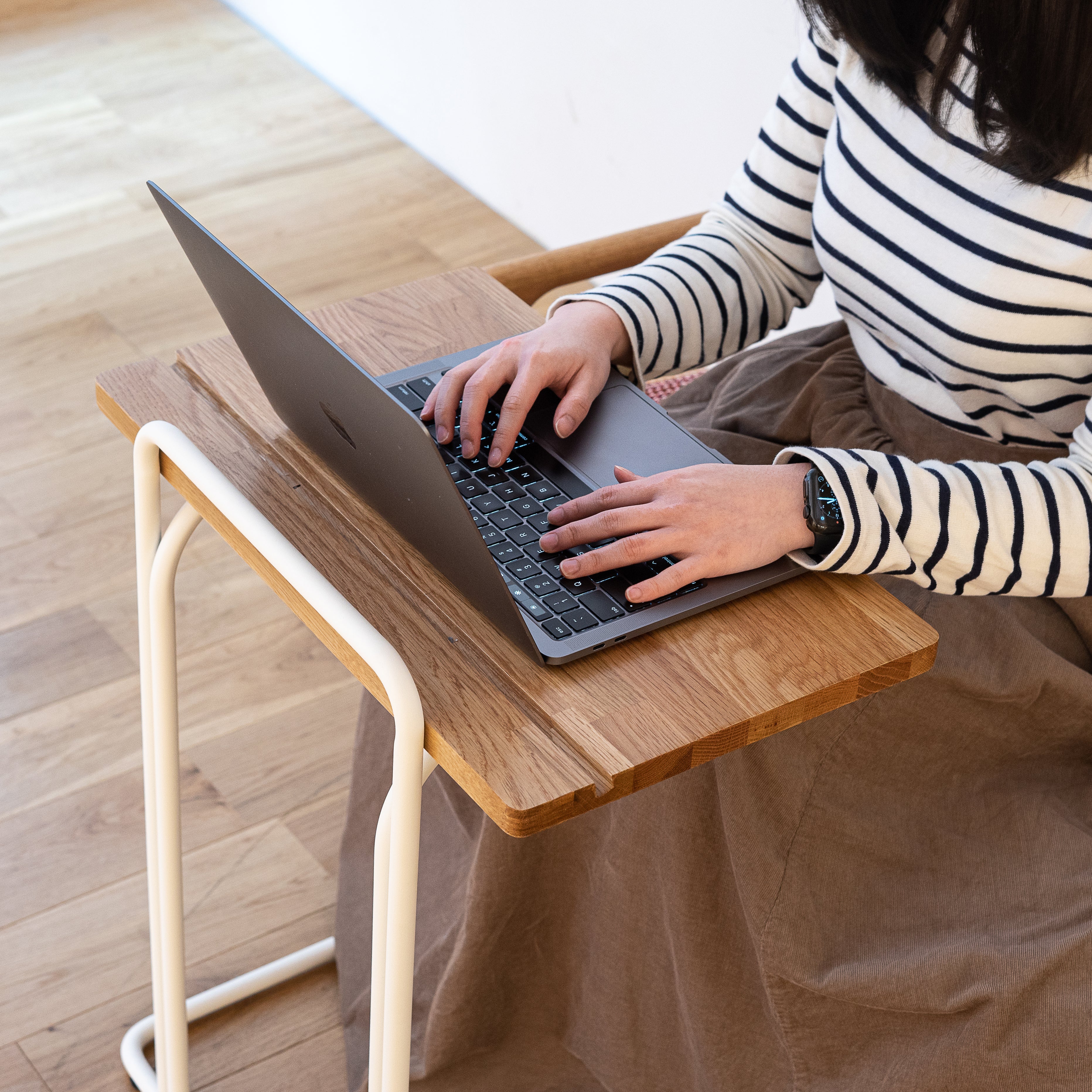 Low laptop online table